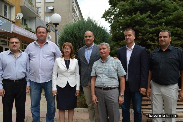 Цветанов: Впечатлен съм от заряда за работа на Галина Стоянова