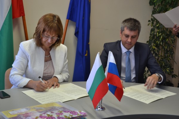 Казанлък и Толияти с Меморандум за сътрудничество