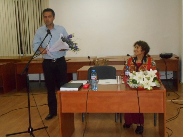 Журналистката от Павел баня Йорданка Трополова бе отличена със “Златно перо“ на СБЖ