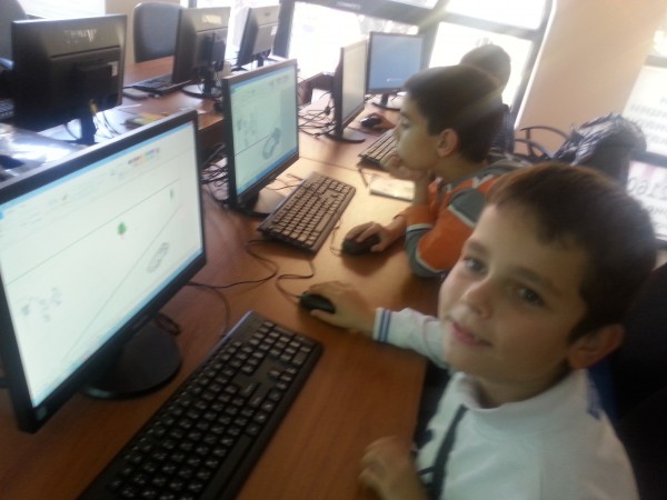 Детската академия по програмиране започна записване