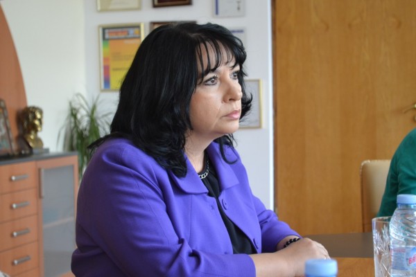 Община Казанлък получи чек от 653 хиляди лева по Норвежкия механизъм