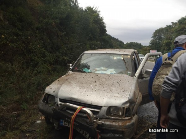 Джип катастрофира на пътя Казанлък-Стара Загора