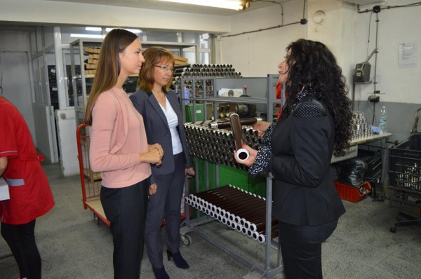 Ева Паунова: Промяната в Казанлък, благодарение на успешното усвояване на европейски средства, е видна още от входа на града