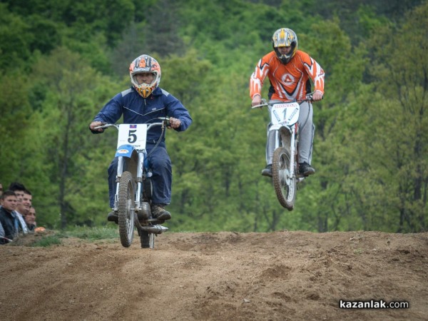 Близо 100 участника в Ендуро-X Alba Damascena