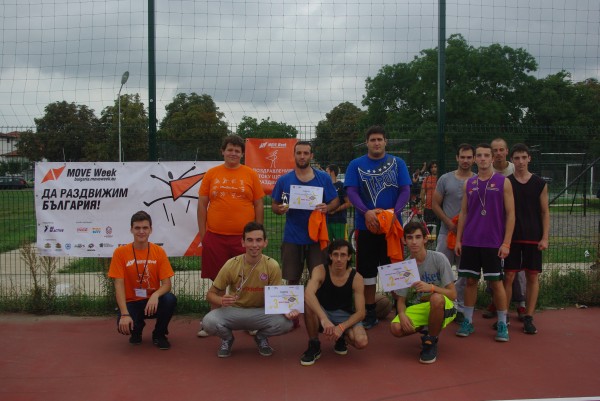 Младежкият общински съвет проведе спортни събития с подкрепата на Община Казанлък