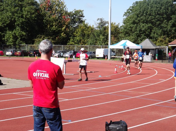 Ради Милев пробяга 173 км в едно 24-часово бягане  в Лондон