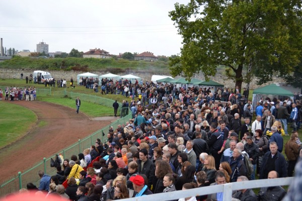  Даниела Коева и Петър Косев уважиха арсеналци за празника им