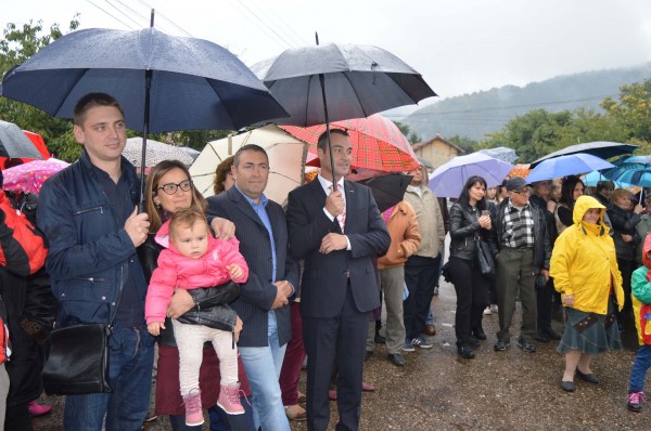 Паметник на Бай Ганьо бе открит в казанлъшкото с. Енина