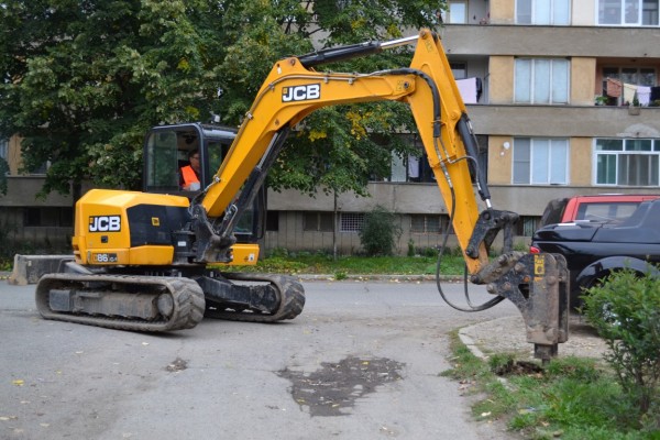 Първа копка на подмяна на 2 километра водопровод в Западното