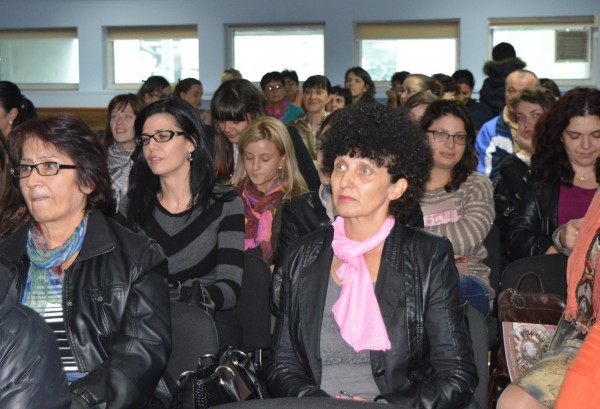 Мария Гинева (ГЕРБ): Ако ни се доверите и за следващите четири години, ще продължим да работим за по-добрия начин на живот на хората в рискови групи