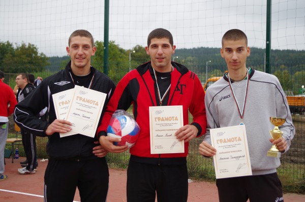 ГЕРБ-Казанлък награди победителите в двудневния спортен празник