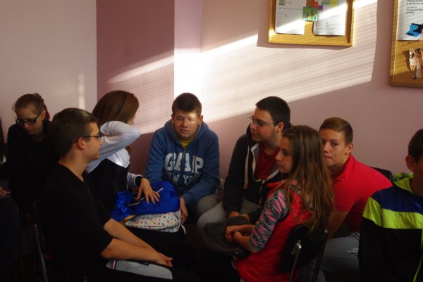 ПГ “Иван Хаджиенов” участник в инициативата на УНИЦЕФ