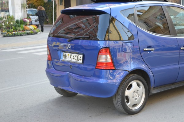 Катастрофа заради пешеходна пътека, виновникът избяга