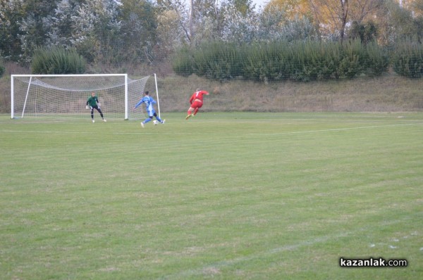 Съдийска тесла съсече розите в 92-ата минута (снимки)