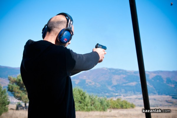 Второ място за kazanlak.com в турнир по стрелба за медии