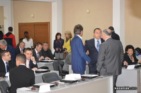 Старейшините Дочев, Ибушев и Влайков съветваха новите старейшини в Общинския съвет