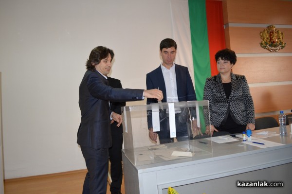 Старейшините Дочев, Ибушев и Влайков съветваха новите старейшини в Общинския съвет