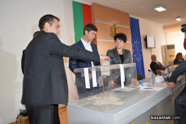 Старейшините Дочев, Ибушев и Влайков съветваха новите старейшини в Общинския съвет