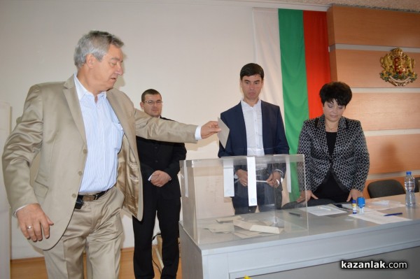 Старейшините Дочев, Ибушев и Влайков съветваха новите старейшини в Общинския съвет