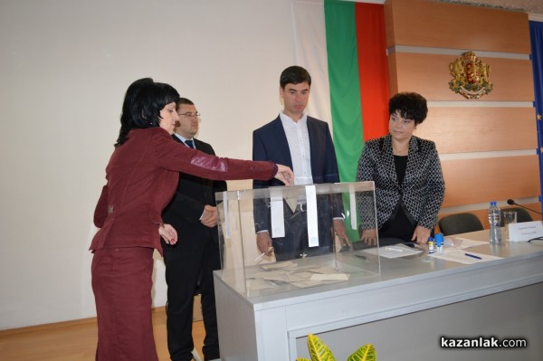 Старейшините Дочев, Ибушев и Влайков съветваха новите старейшини в Общинския съвет