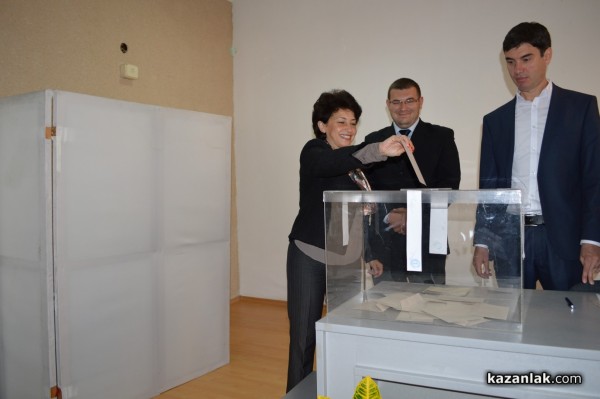 Старейшините Дочев, Ибушев и Влайков съветваха новите старейшини в Общинския съвет