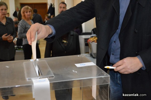 Старейшините Дочев, Ибушев и Влайков съветваха новите старейшини в Общинския съвет