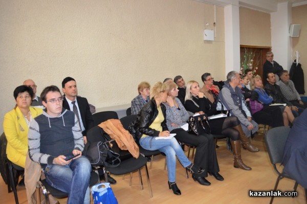 Старейшините Дочев, Ибушев и Влайков съветваха новите старейшини в Общинския съвет