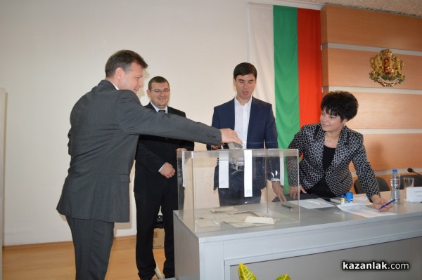 Старейшините Дочев, Ибушев и Влайков съветваха новите старейшини в Общинския съвет