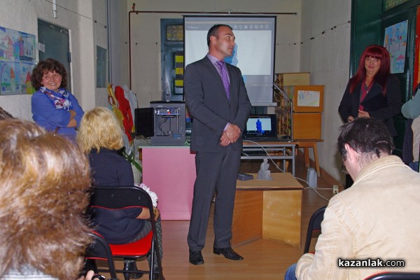 Общинска библиотека “Искра“ впечатли с нови технологии