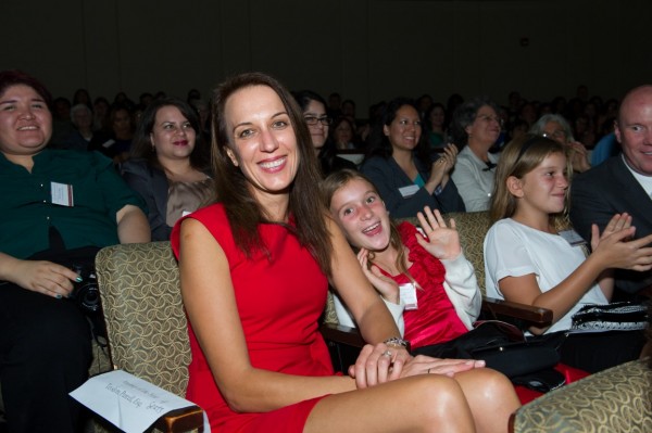 Казанлъчанка спечели награда в САЩ за помагане на бежанци