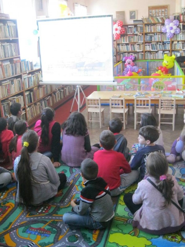 Децата на Копринка празнуваха Деня на християнското семейство