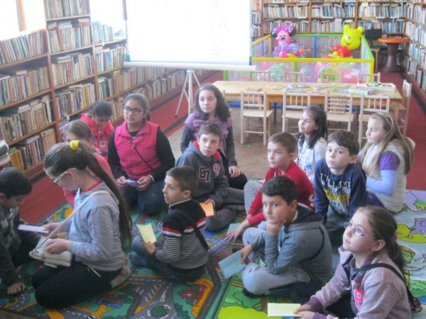 Децата на Копринка празнуваха Деня на християнското семейство