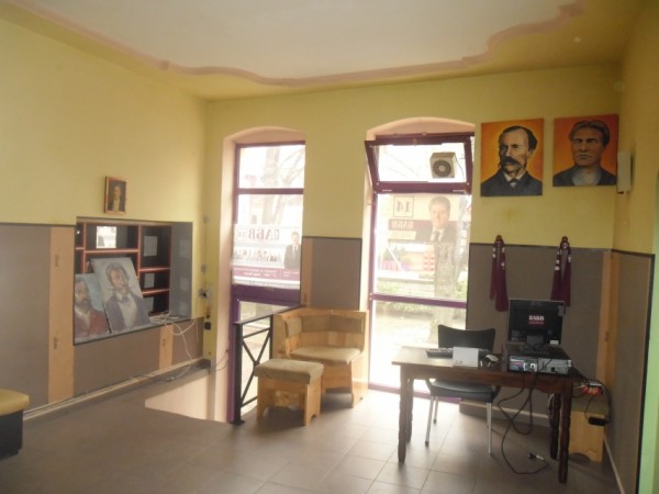 Съдия-изпълнител секвестира офиса на АБВ в Казанлък / Новини от Казанлък