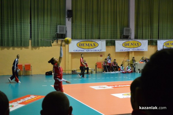 Голям мач в Казанлък! Розите бяха на косъм да обърнат ЦСКА