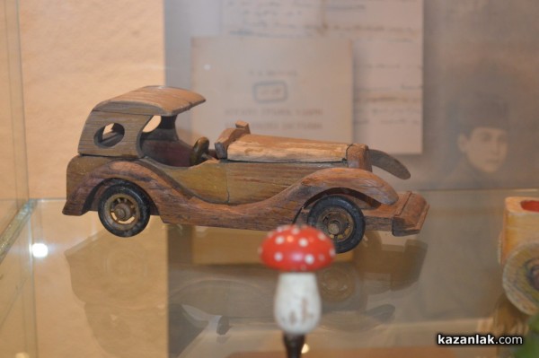 Играчки от миналото представя Историческият музей