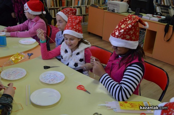 Коледа завладява децата в ОБ “Искра“  