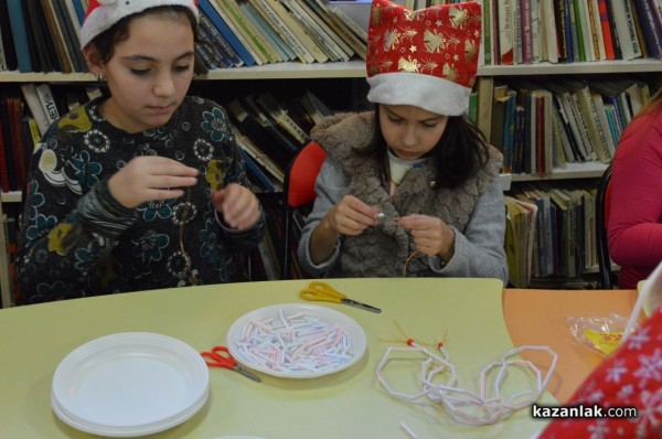 Коледа завладява децата в ОБ “Искра“  