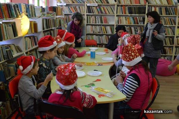Коледа завладява децата в ОБ “Искра“  