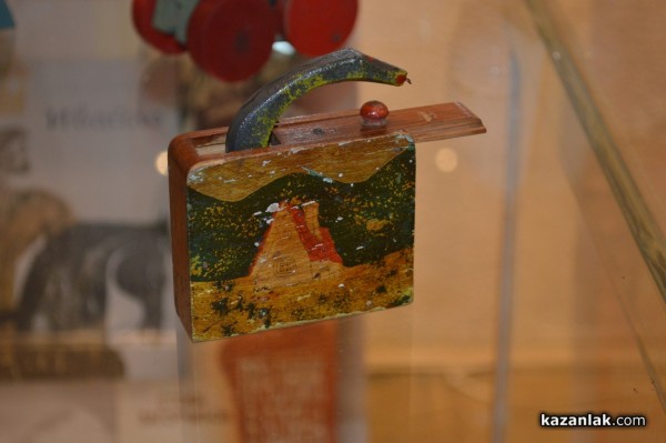 Играчки от миналото представя Историческият музей