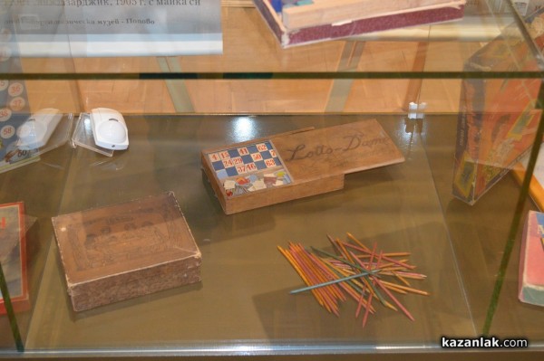 Играчки от миналото представя Историческият музей