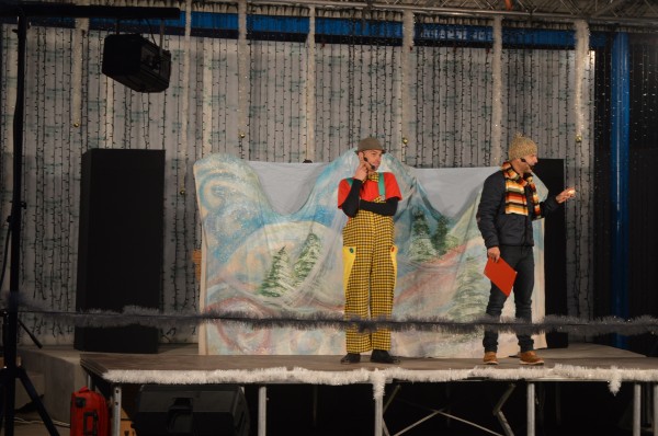 Коледен Казанлък грее с над 800 хил. светлини, радваме се и на ледена пързалка