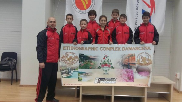  Състезатели на Таекуондо Екстрийм с медали от турнир в Дупница / Новини от Казанлък