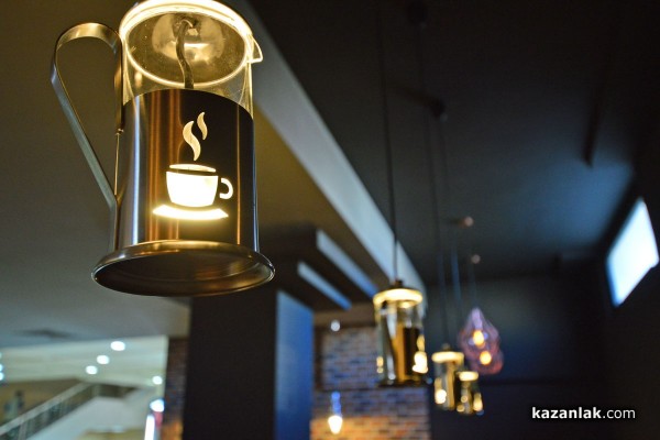 Днес отвори новото Coffee Place в Универмага