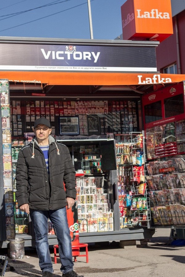 Историите на българите, които промениха живота си за един миг с Lafka! Късметът чака и вас на съседния ъгъл!