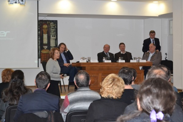 Ректорът и ръководството на Технически университет, гр. София обсъдиха с казанлъшкия бизнес откриването на свой филиал / Новини от Казанлък