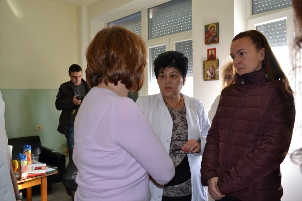 Кметът на Община Казанлък дари компютър на АГ-отделението към МБАЛ „Проф. д-р Христо Стамболски“