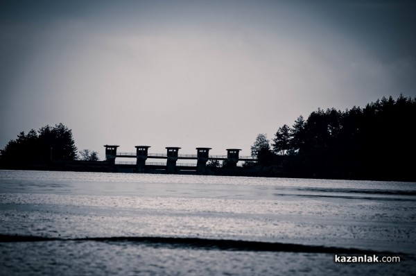 Язовир Копринка е пълен на 65% изпускат по 10 куб. м в секунда / Новини от Казанлък