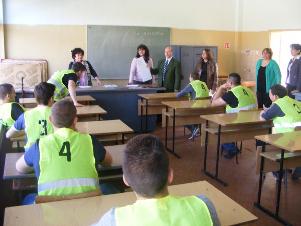 Състезание за млади автомонтьори и водачи проведе ПГТТМ 