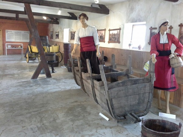 Съчетание на винен с културен туризъм изследваха казанлъшки хотелиери