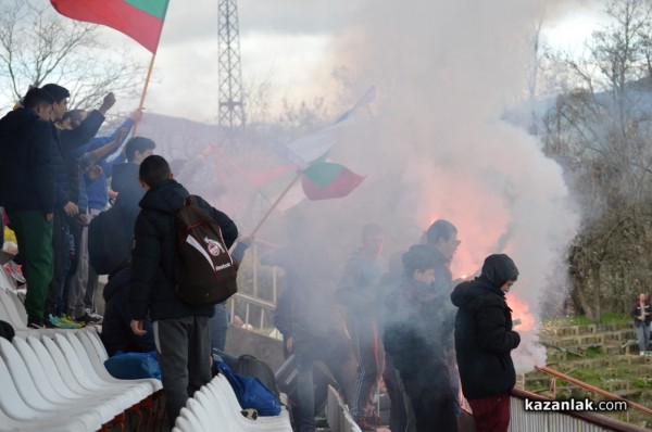 Футбол: Розова долина - Загорец